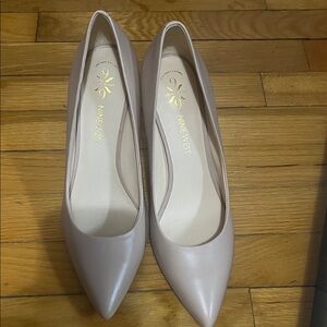 Nine West Women's Beige Heels